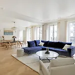 Pantheon De Paris Fastueux Appartement & Familiale Parking